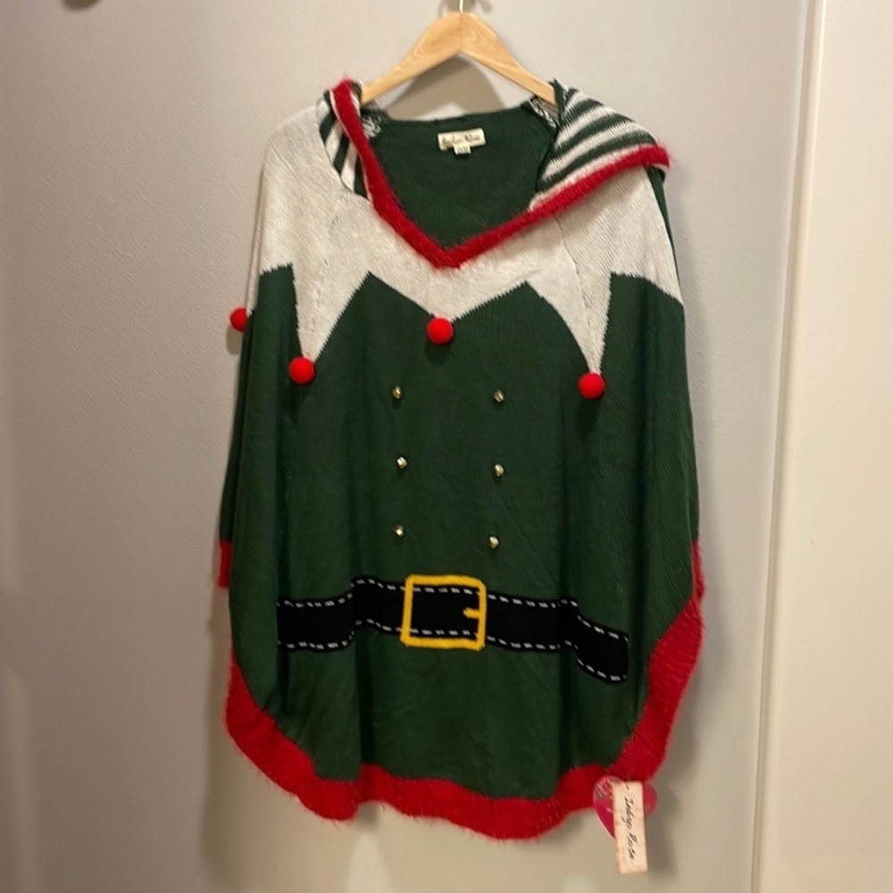 Nwt never worn Indigo Rose Christmas Elf Poncho with hood